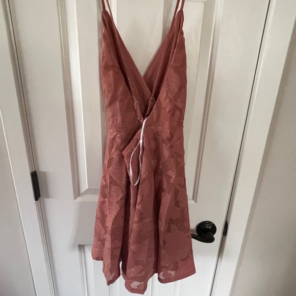 New Lulus Days of Beauty Vintage Rose Burnout Floral Skater Dress Size XS P3 - Picture 9 of 11